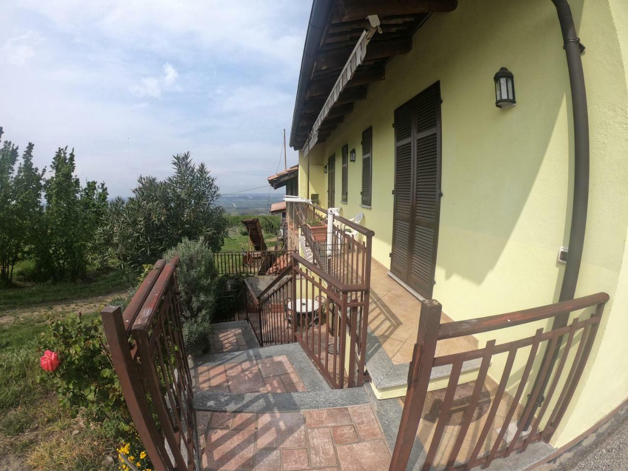 Bed and Breakfast Tra... Monti E Vigne Ла Морра Экстерьер фото